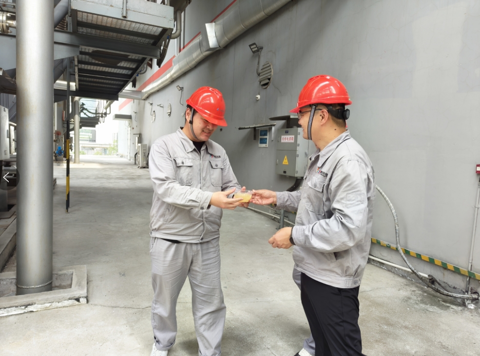 铂瑞义乌开展高温慰问运动 为一线员工送清凉保清静